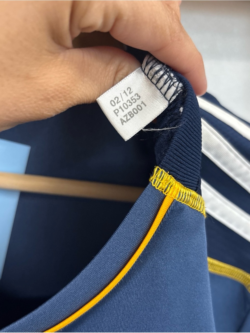LA Galaxy Jersey Away Kit - Picture 5 of 5